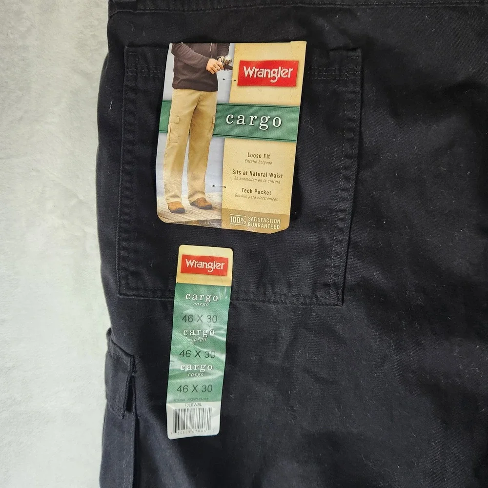 Wrangler Mens Cargo‎ Pants Black Loose Fit Workwear Utility Pockets 46x30 NWT